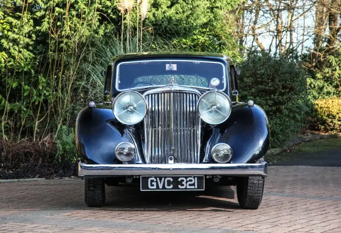 1948-Jaguar-MkIV.2_5602f7e5b36fba54d042375762a16a2e