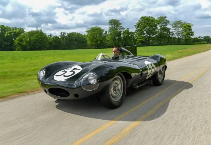 1955-Jaguar-D-Type1372153_-min_5602f7e5b36fba54d042375762a16a2e